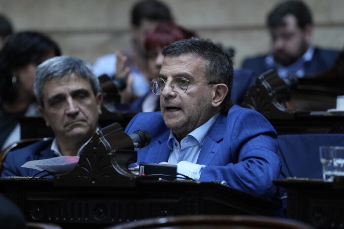 cisneros-carlos-diputados